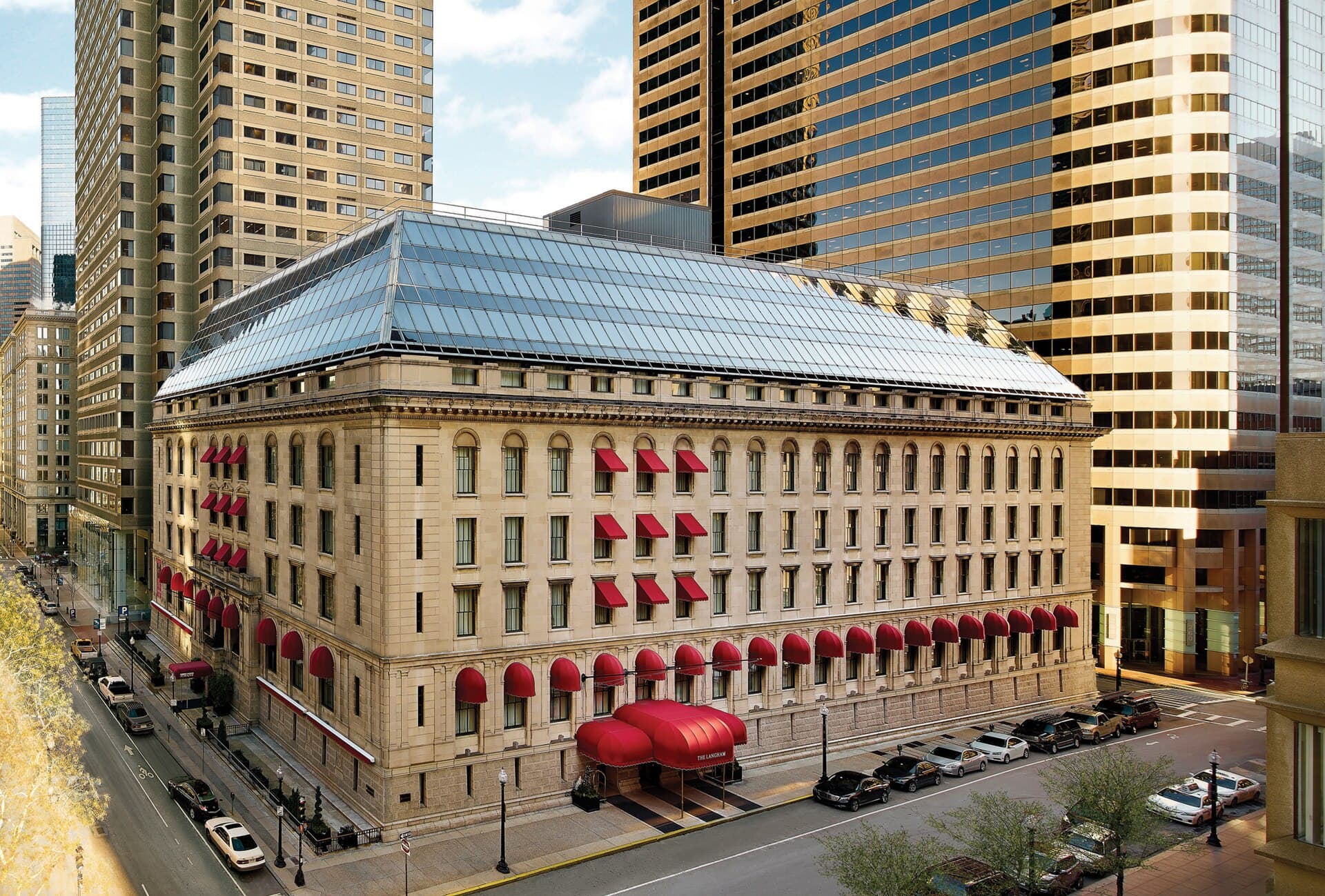 The Langham Boston (via Wikimedia Commons, CC BY-SA 4.0)