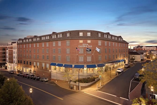Hilton Garden Inn Portsmouth Downtown, Hotel in Kittery
