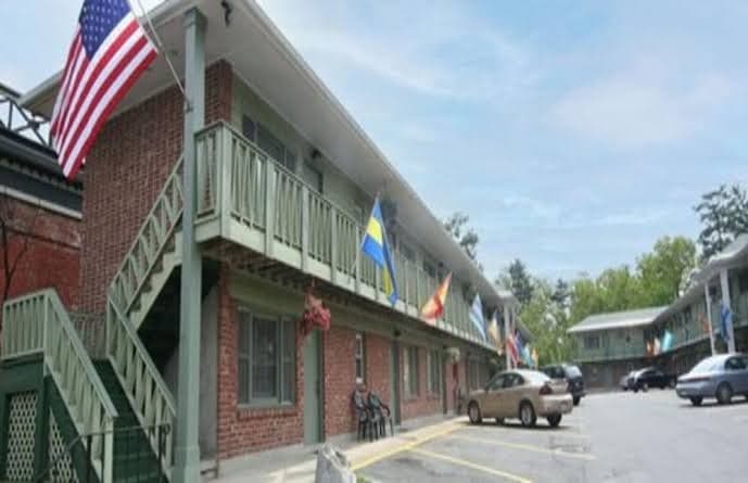 Community Court Motel, Motel in Saratoga Springs
