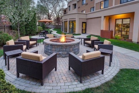 Courtyard by Marriott Providence Warwick, Hotel in Cranston