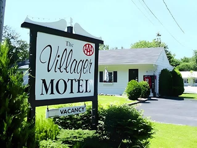 Villager Motel, Motel in Pownal