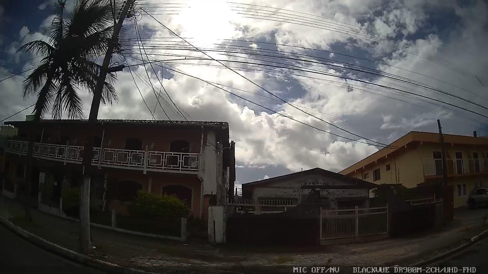 Street view near Hotel Veleiro, Peruíbe — © yaf1 (CC BY-SA · Mapillary)