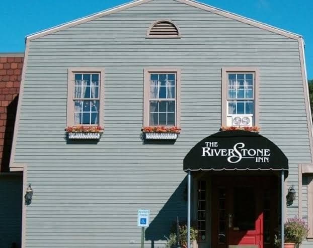 Riverstone Inn, Hotel in Towanda