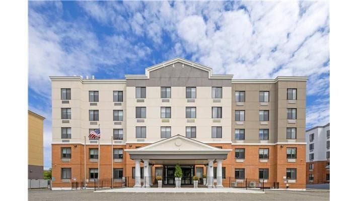 Country Inn & Suites by Radisson, Hotel in New Springville