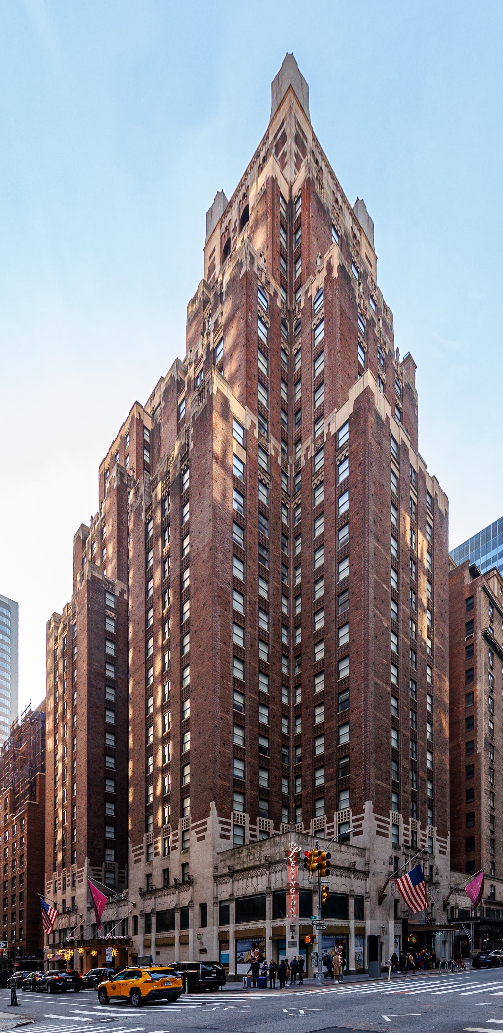 The Lexington (via Wikimedia Commons, CC BY 4.0)