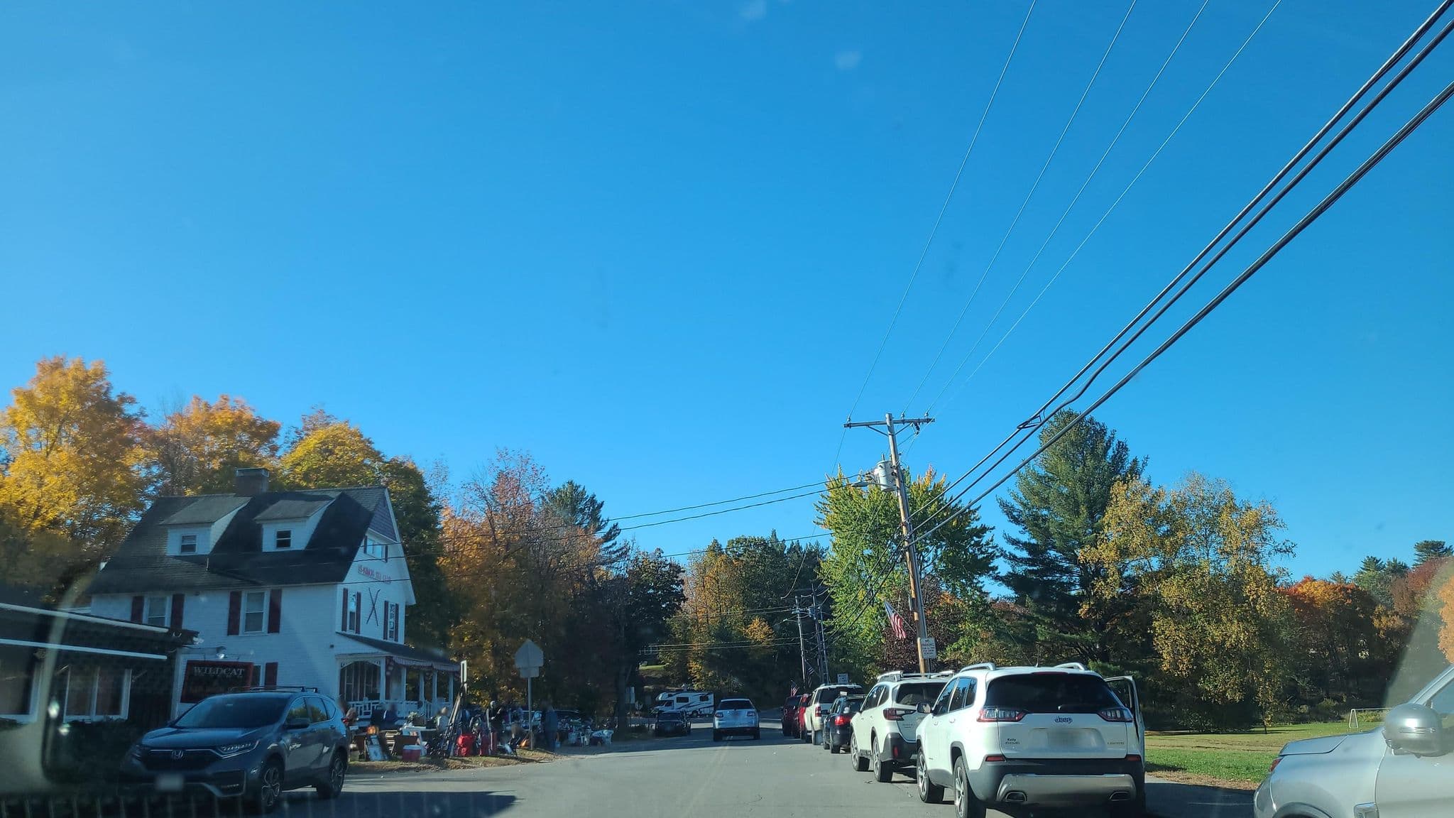 Street view near Wildcat Inn and Tavern, North Conway — © jacklehoullier (CC BY-SA · Mapillary)