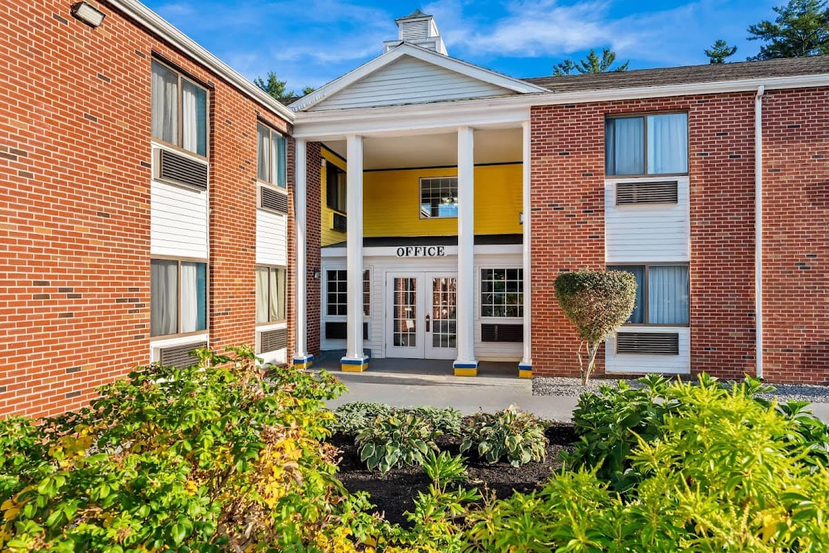 Days Inn by Wyndham Brunswick Bath Area, Hotel in Topsham