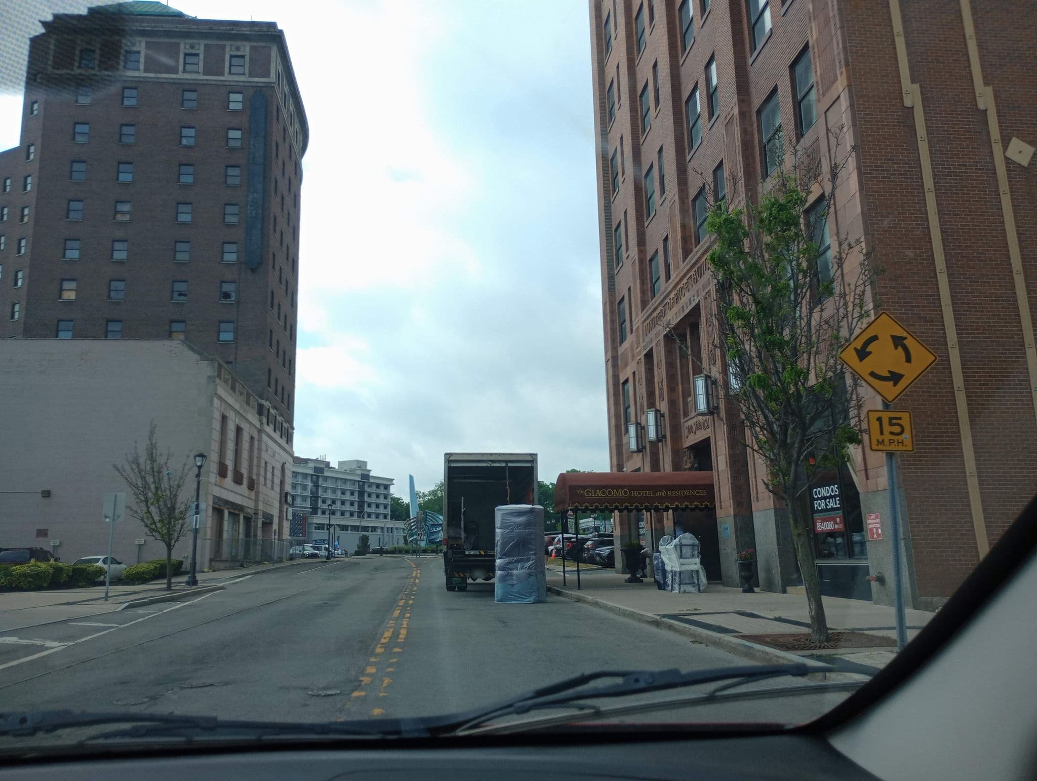 Street view near The Giacomo, Ascend Hotel Collection, Niagara Falls