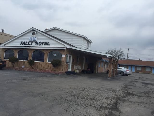 Blue Falls Motel, Motel in Amherst