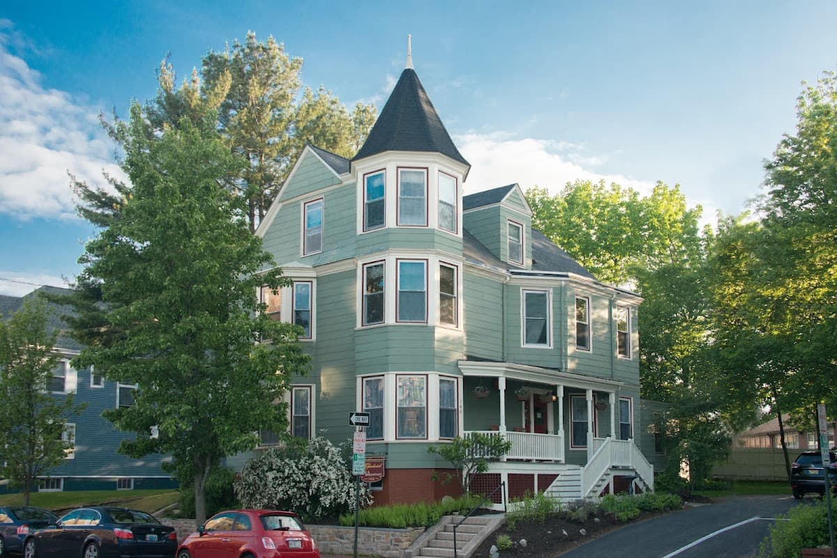 Chadwick Bed & Breakfast, Guesthouse in South Portland