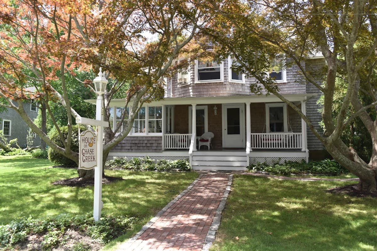 House On Chase Creek, Hotel in Shelter Island Heights