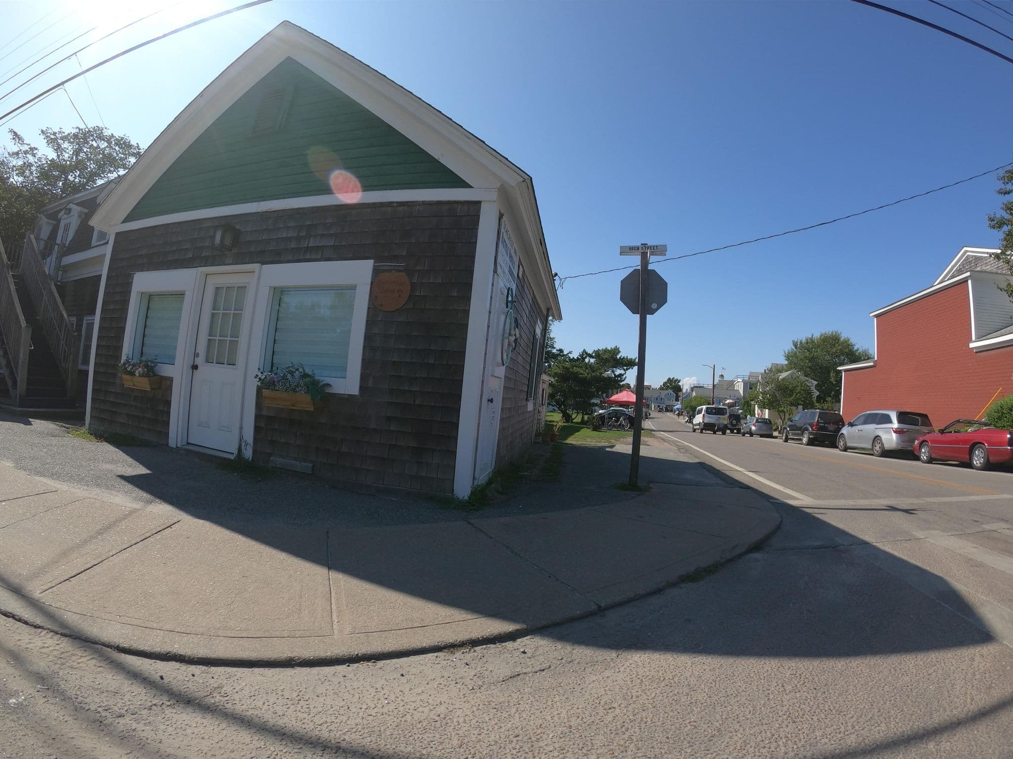 Street view near Sea Crest Inn, New Shoreham — © roadgeek_md99 (CC BY-SA · Mapillary)