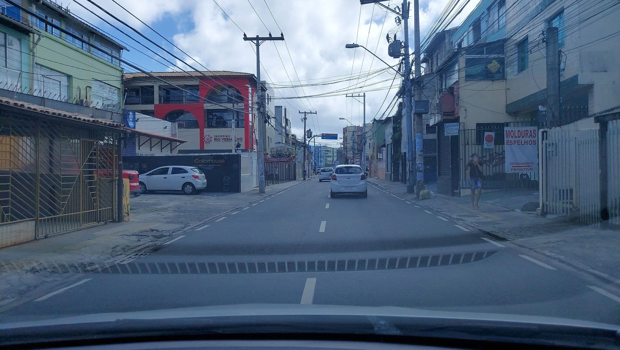 Street view near Albergue Rio Vermelho, Salvador