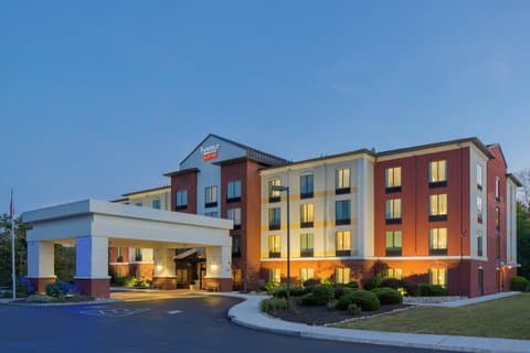 Fairfield Inn & Suites Bridgewater Branchburg/Somerville, Hotel in Bradley Gardens
