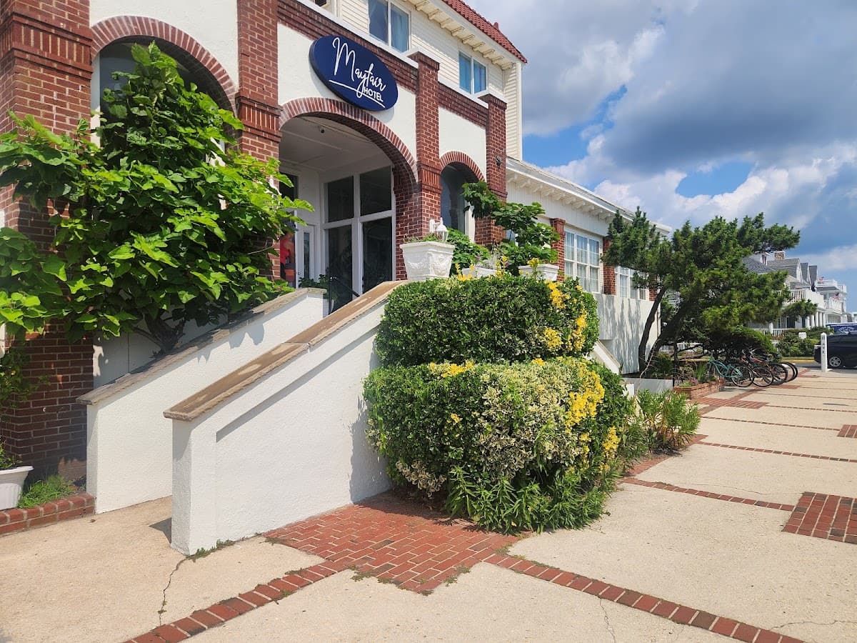 Mayfair Hotel, Hotel in Belmar
