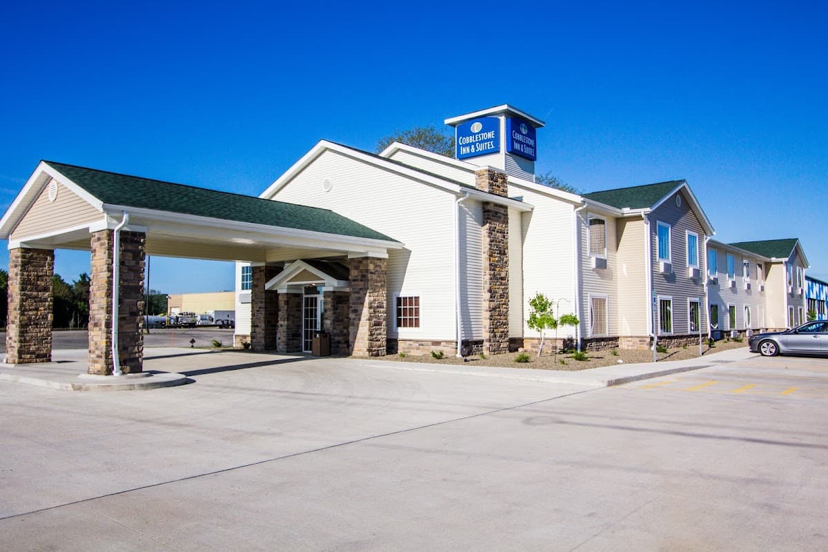 Cobblestone Inn & Suites - Corry, Hotel in Corry