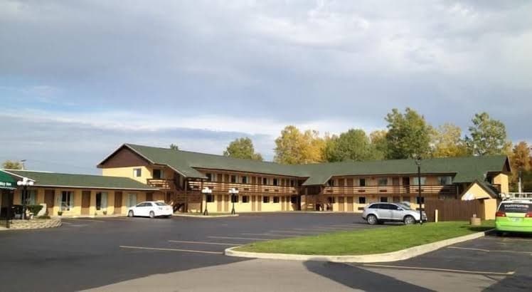 Hospitality Inn - Buffalo Airport, Hotel in Harris Hill