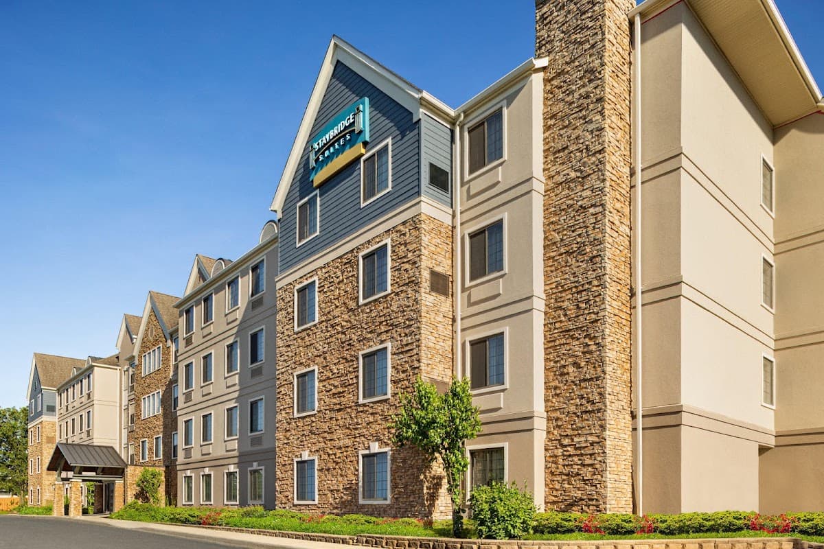 Staybridge Suites Allentown Bethlehem Airport, Hotel in Catasauqua
