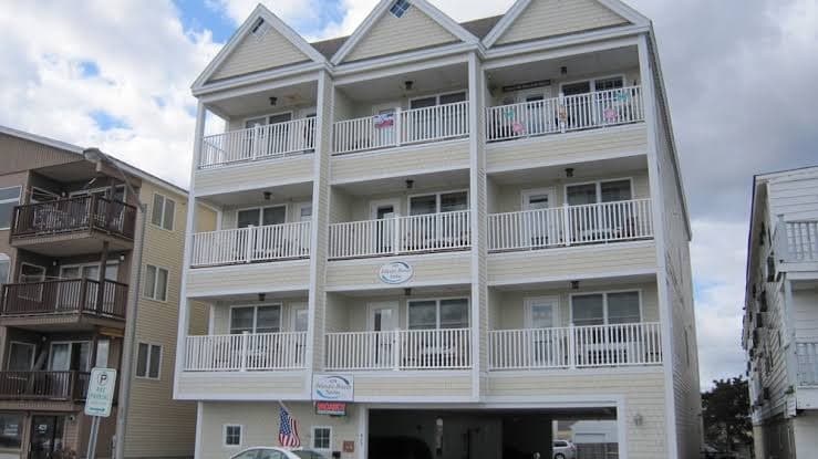 Atlantic Breeze Suites, Hotel in Hampton Beach