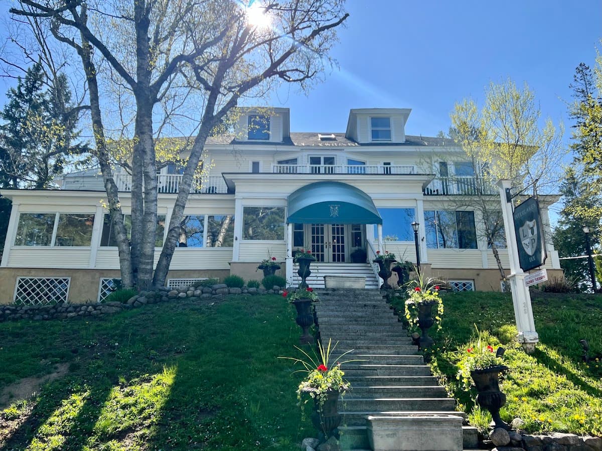 The Interlaken Inn & Restaurant, Guesthouse in Lake Placid