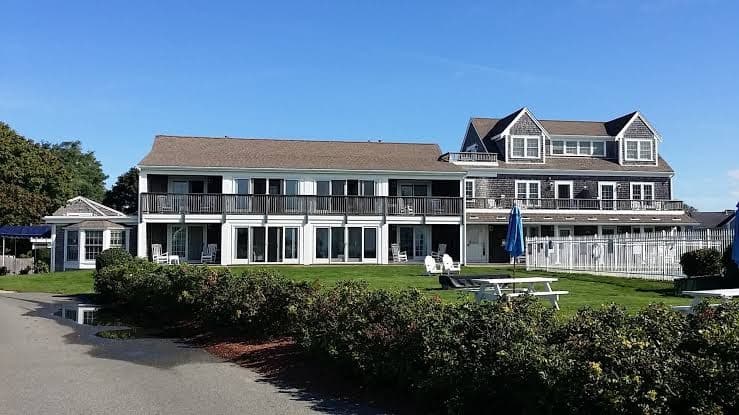 Beachside Village Resort, Resort in Teaticket
