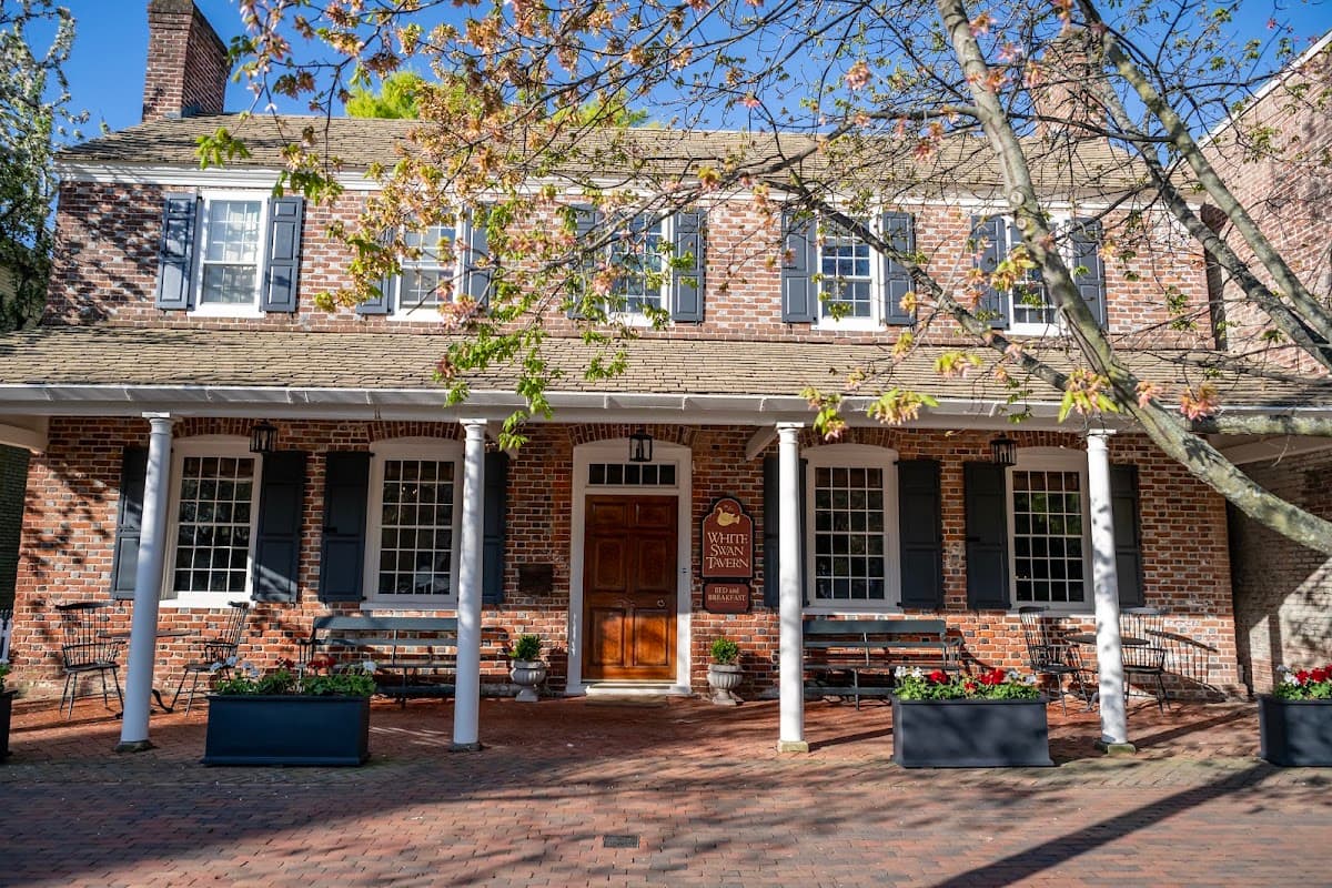 White Swan Tavern, Hotel in Chestertown