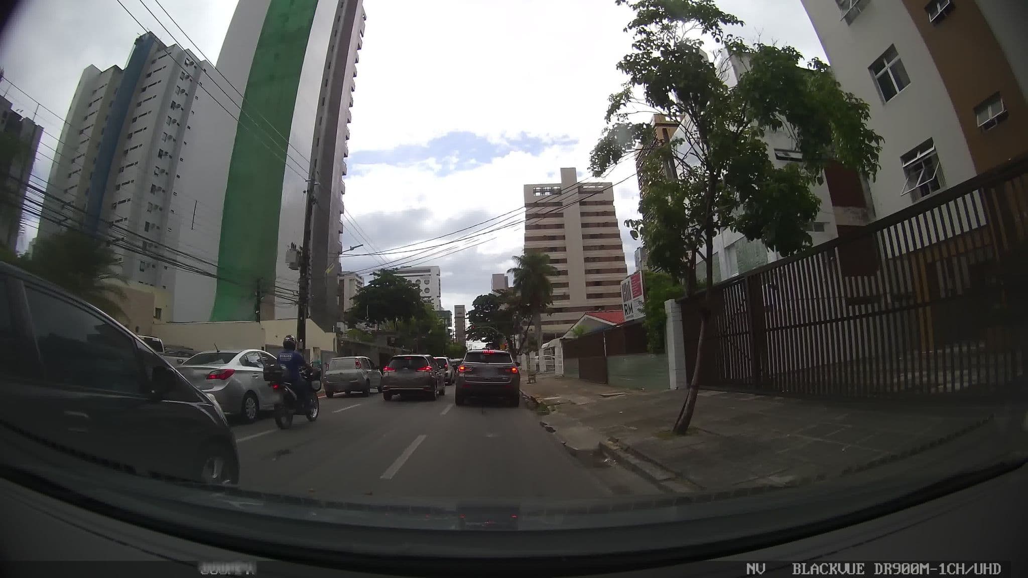 Street view near Hotel Aconchego, Recife — © kaart_4 (CC BY-SA · Mapillary)