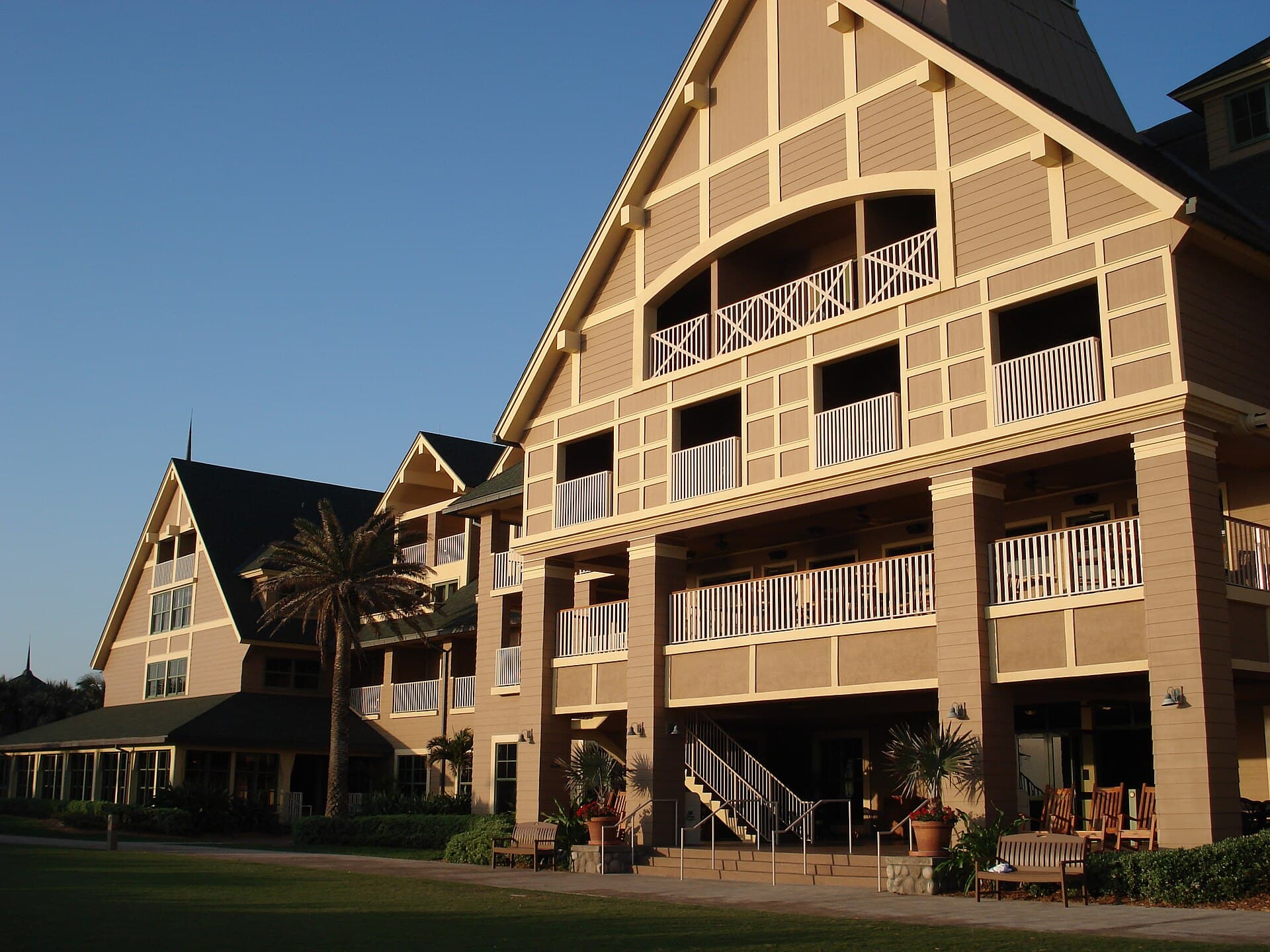 Disney's Vero Beach Resort (via Wikimedia Commons, CC BY 3.0)