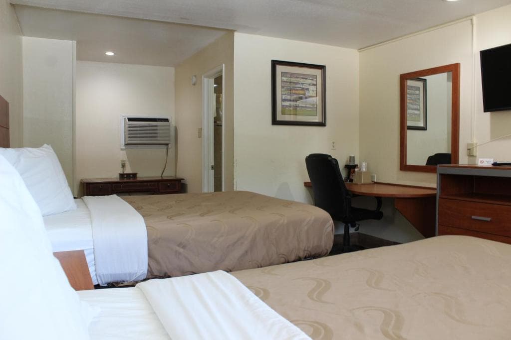 Evergreen & RV, Motel in Winnfield