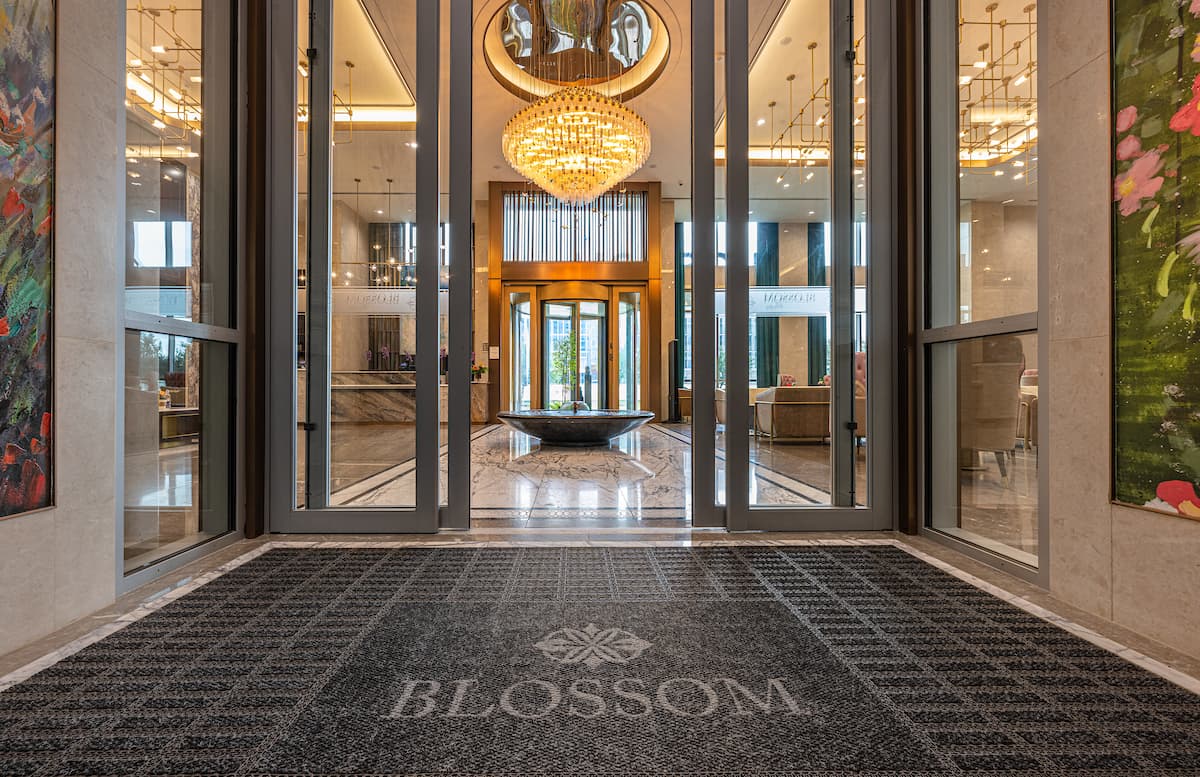 Blossom Hotel Houston, Curio Collection by Hilton, Hotel in Southside Place