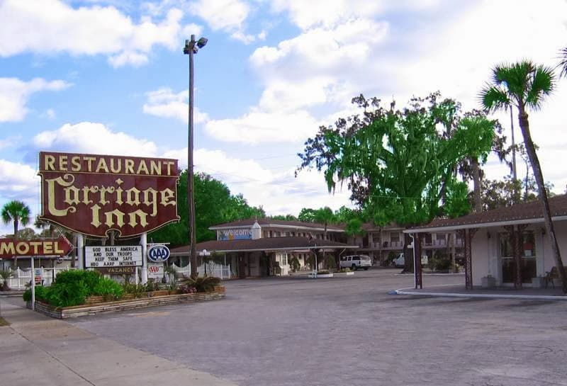 Carriage Inn, Hotel in Cross City