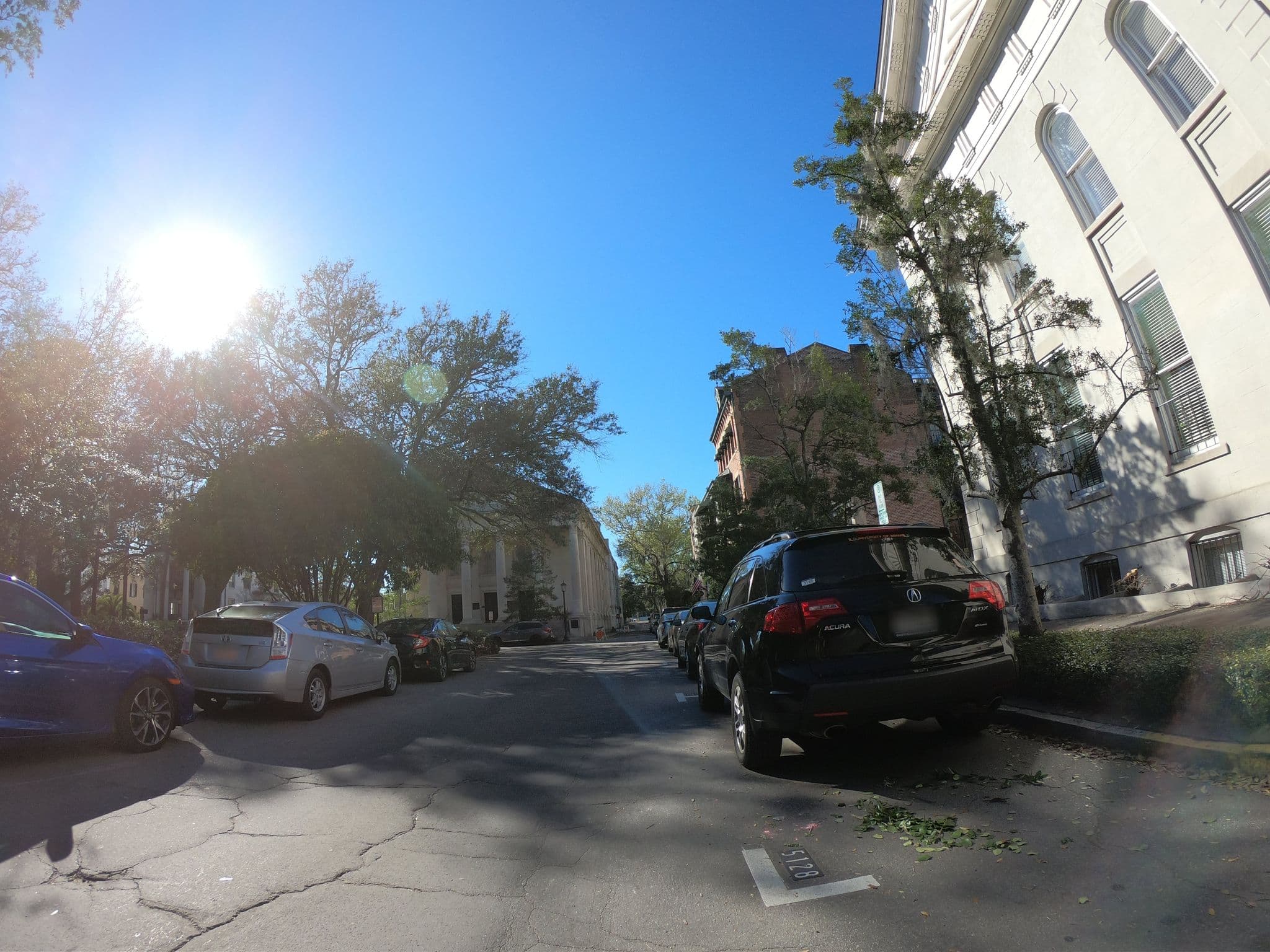 Street view near Foley House Inn - 14 West Hull Street, Savannah — © roadgeek_md99 (CC BY-SA · Mapillary)