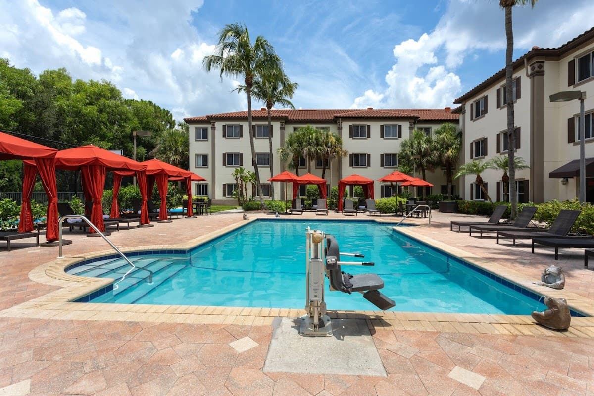 Hawthorn Suites by Wyndham Naples, Hotel in Vineyards