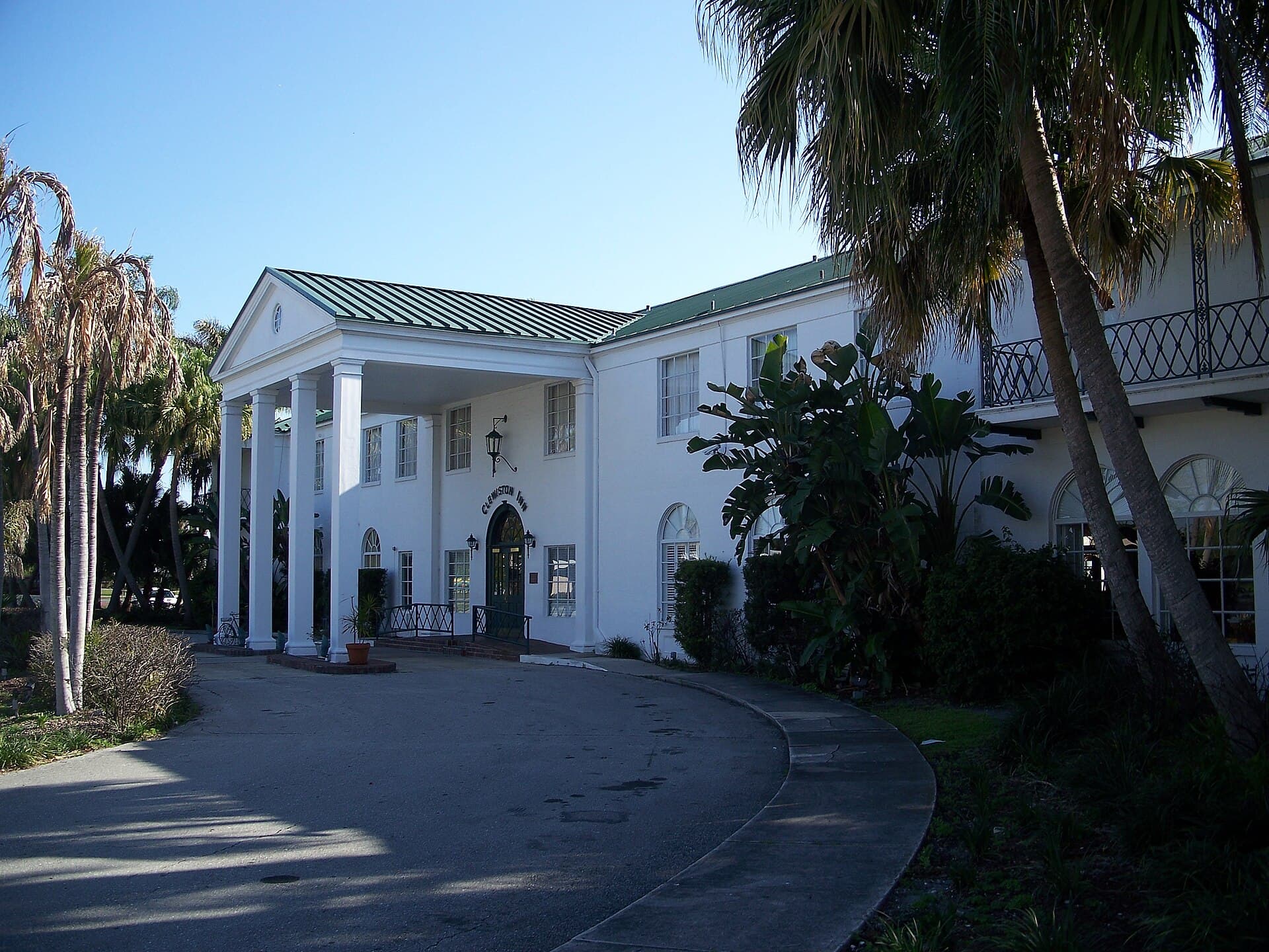 Clewiston Inn (via Wikimedia Commons, CC BY-SA 3.0)