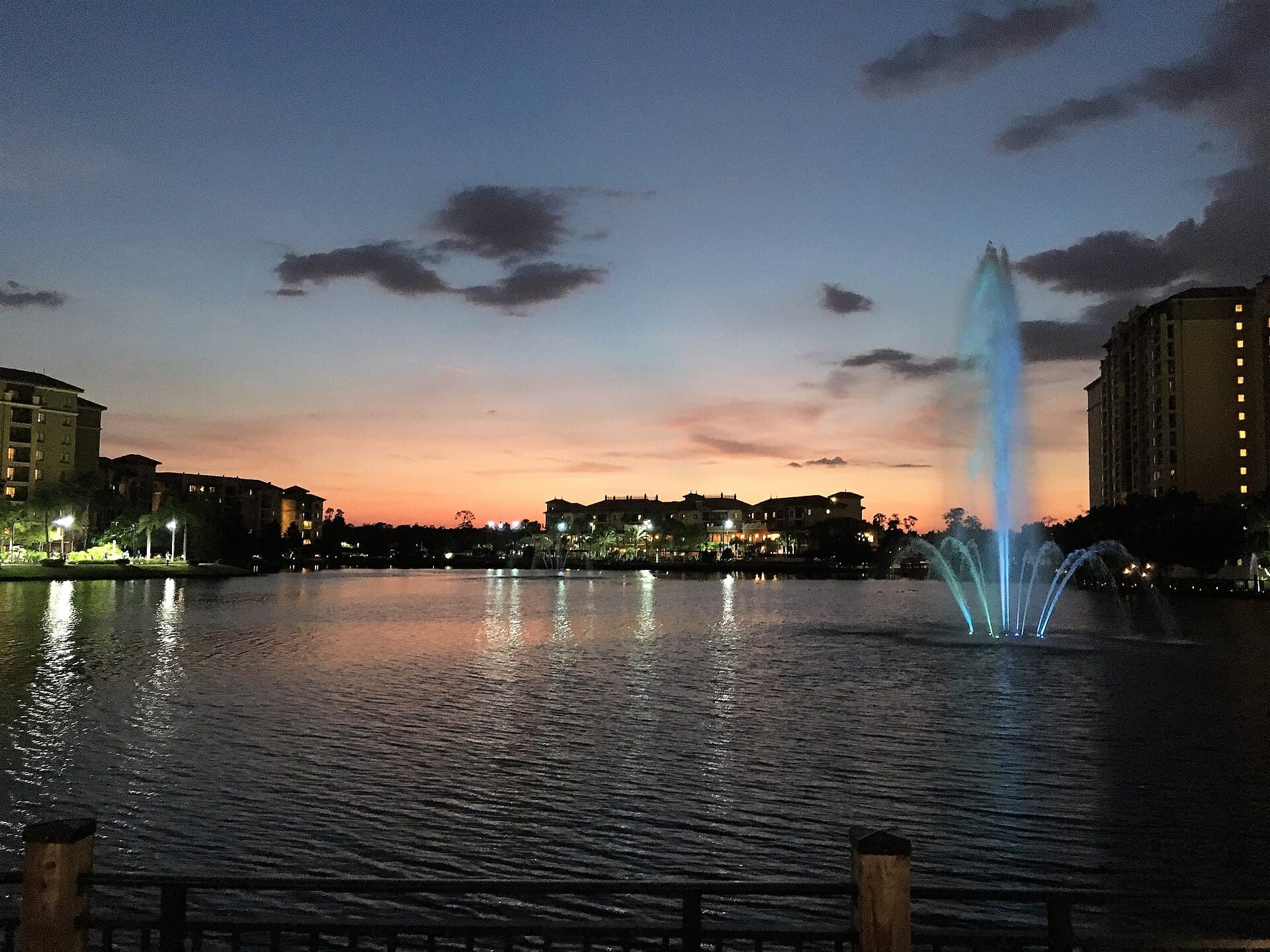 Wyndham Bonnet Creek Resort (via Wikimedia Commons, CC BY-SA 4.0)