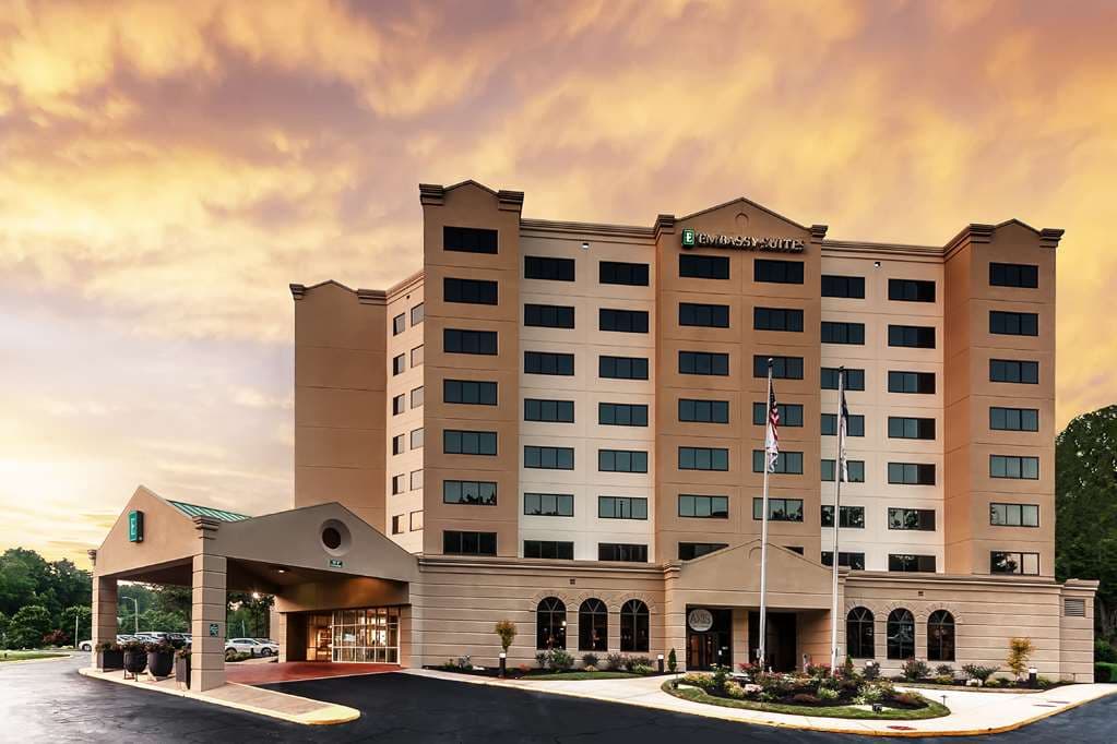 Embassy Suites by Hilton Raleigh Crabtree, Hotel in West Raleigh