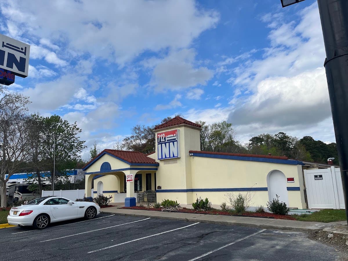 712 Inn, Motel in Forestbrook
