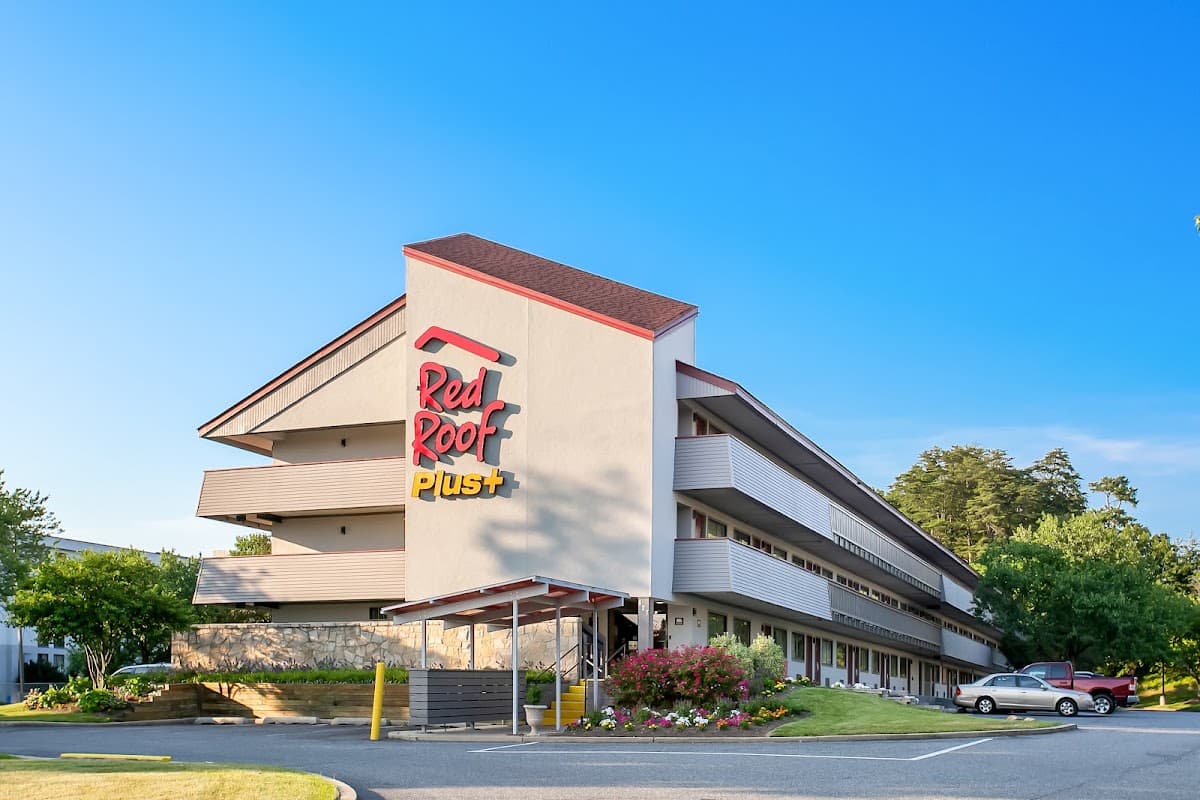 Red Roof PLUS+ Baltimore - Washington DC/BWI Airport, Hotel in Elkridge