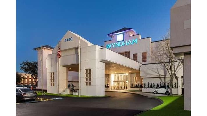 Wyndham DFW Airport Hotel, Hotel in Euless
