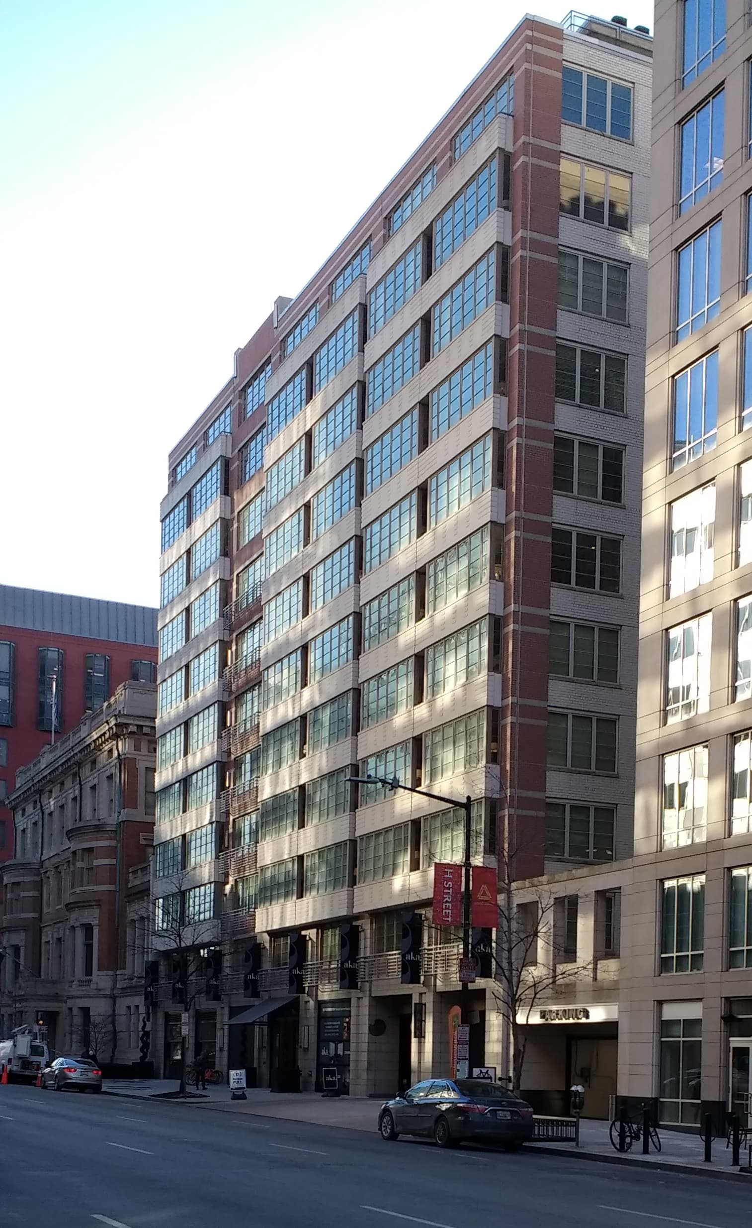 AKA White House (via Wikimedia Commons, CC0)