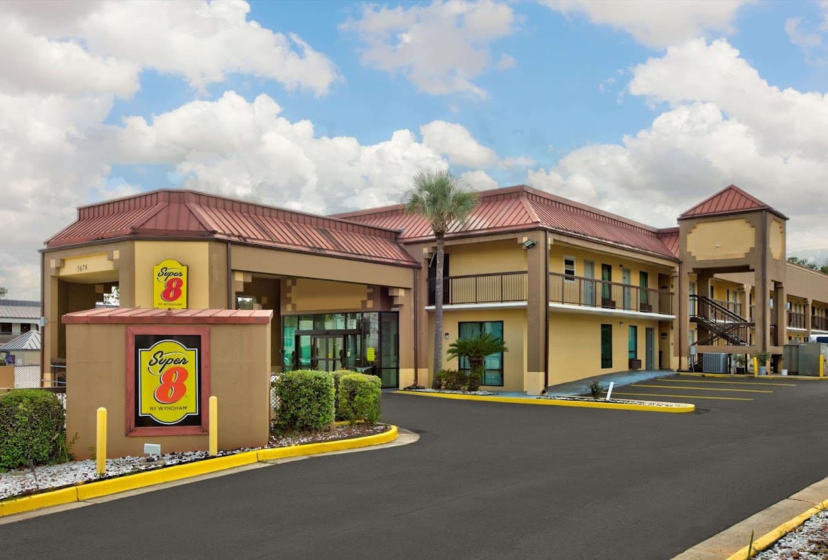 Super 8 by Wyndham Mobile/Tillmans Corner, Motel in Tillmans Corner