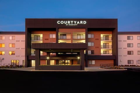 Courtyard Cincinnati Airport, Hotel in Villa Hills