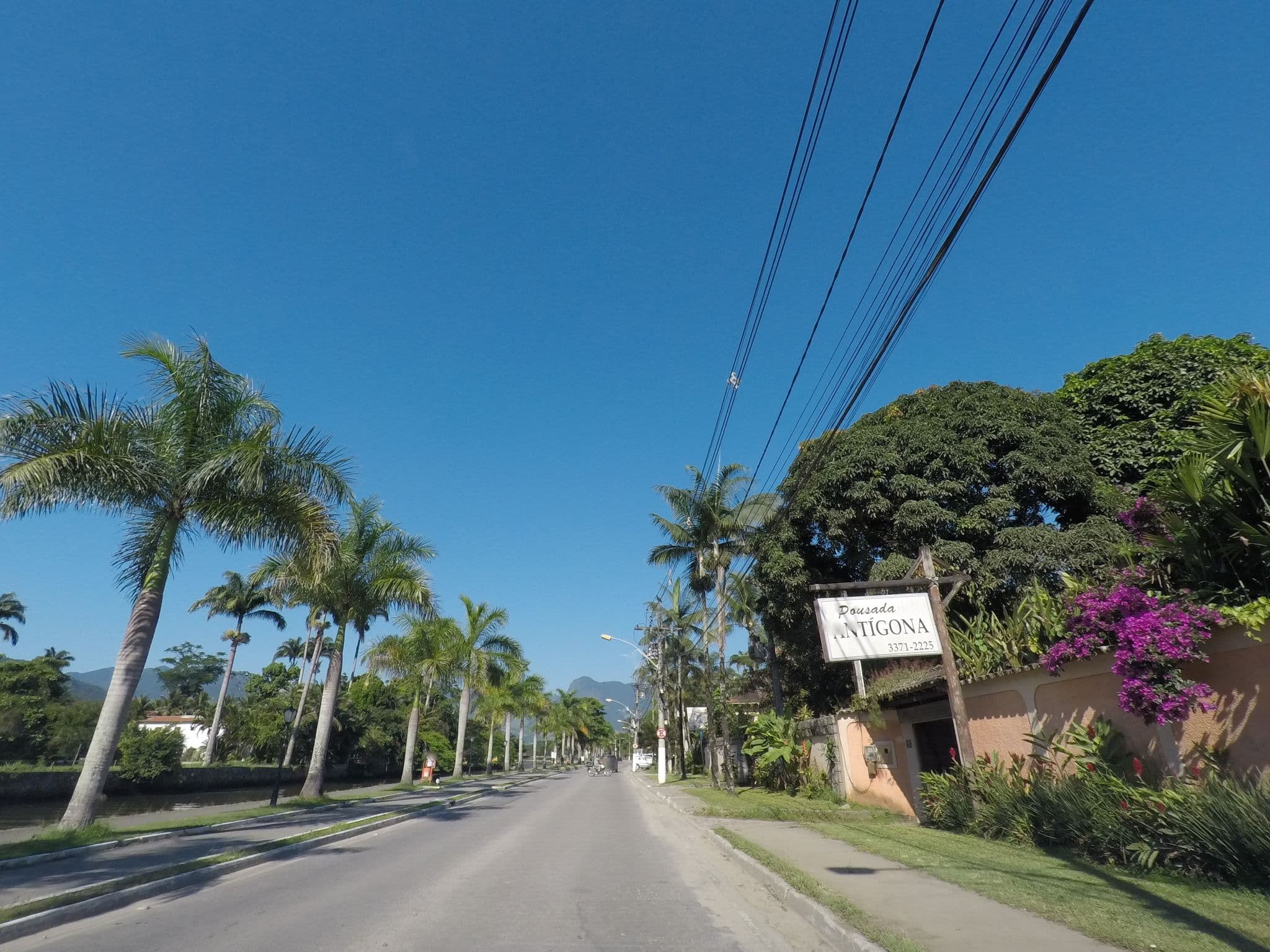 Street view near Pousada La Cigale, Paraty