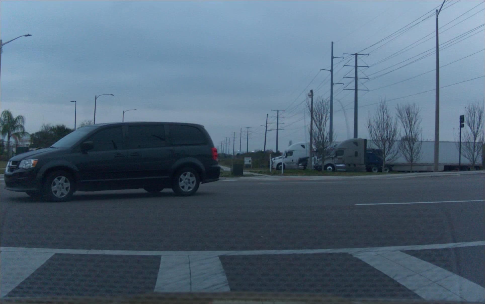 Street view near Holiday Inn Express & Suites Universal Studios Orlando, Tangelo Park — © sunnyhaibin (CC BY-SA · Mapillary)