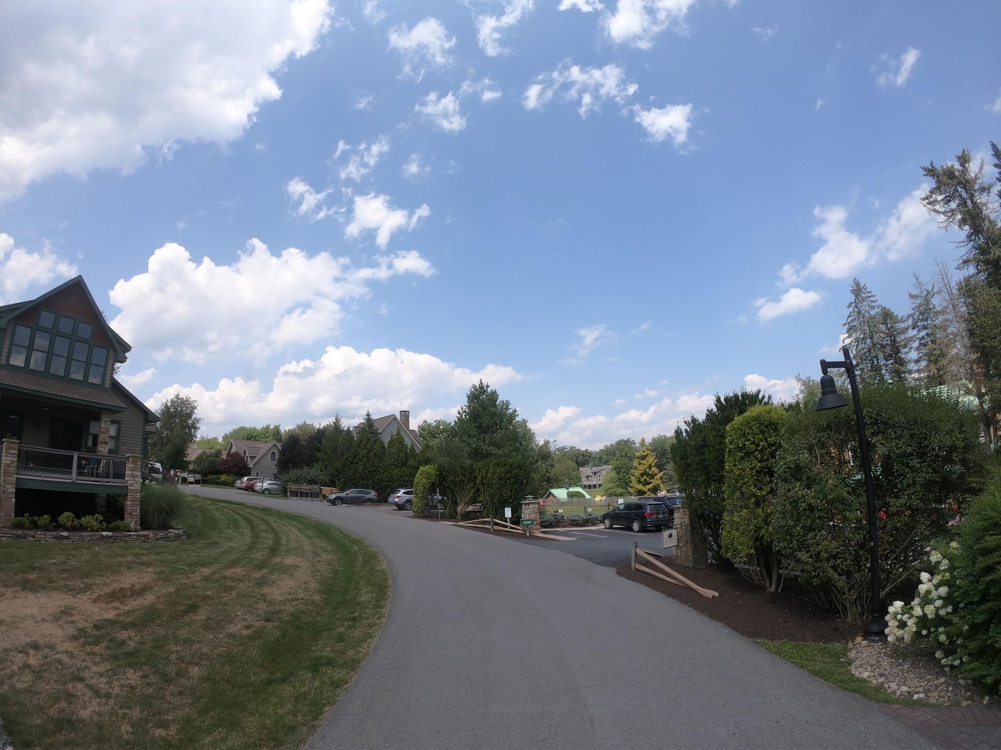 Street view near Lake Pointe Inn, Mountain Lake Park — © roadgeek_md99 (CC BY-SA · Mapillary)