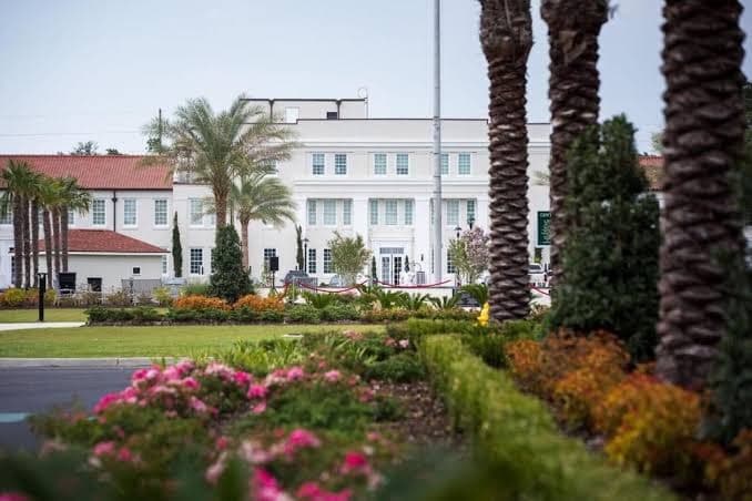 Grand Centennial Hotel, Hotel in Gulfport