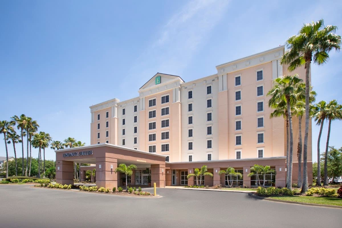 Embassy Suites by Hilton Orlando Airport, Hotel in Belle Isle