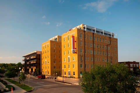 Ambassador Hotel Oklahoma City, Autograph Collection, Hotel in Oklahoma City