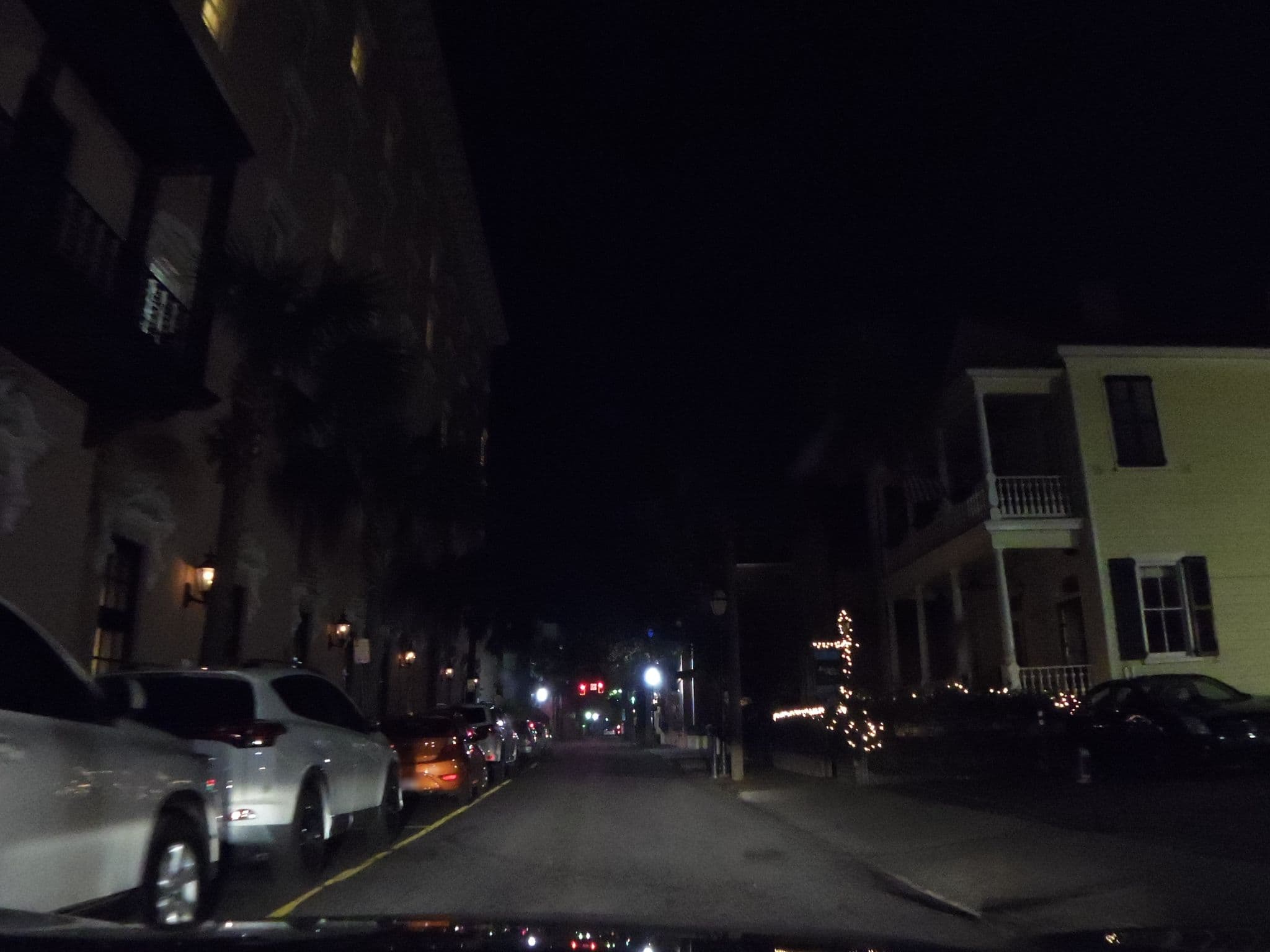 Street view near The Mills House Hotel, Charleston