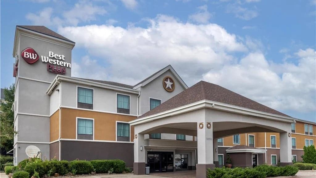 Best Western Plus Denton Inn & Suites, Hotel in Denton